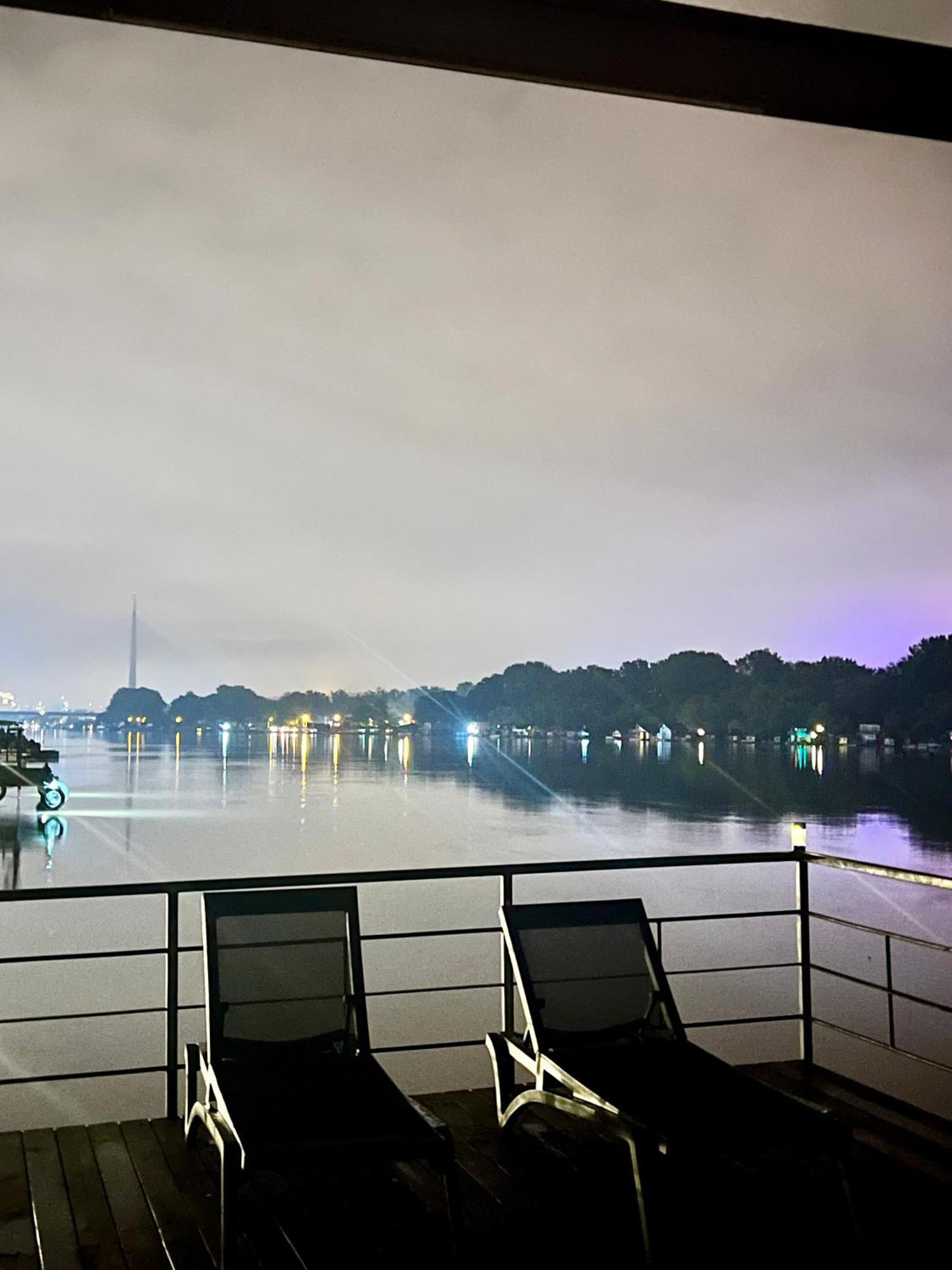 Hotel Swan à Belgrade Extérieur photo