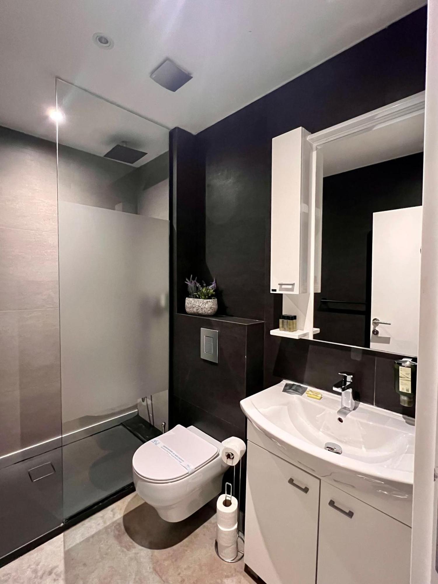 Hotel Swan à Belgrade Extérieur photo